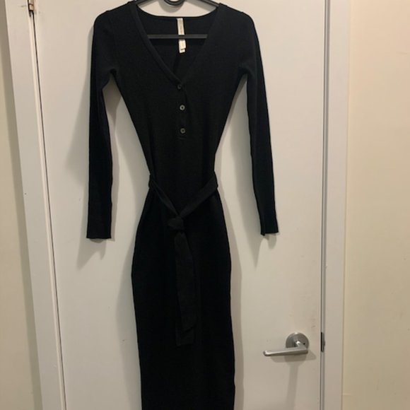 ** ONLY Worn Twice** The Group by Babaton Henley Sweater Dress - Picture 4 of 5